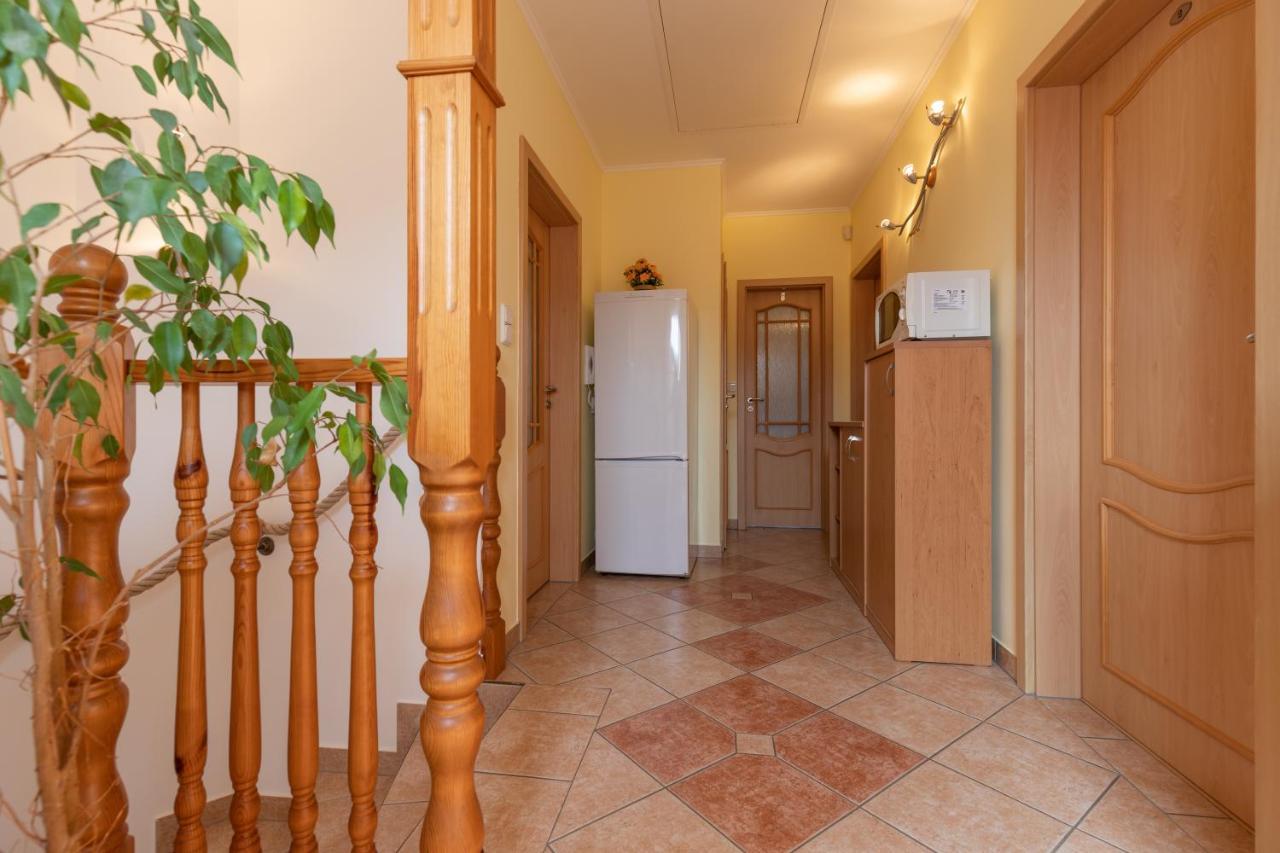 Pension Eric Ostrov (Karlovy Vary) Exterior foto