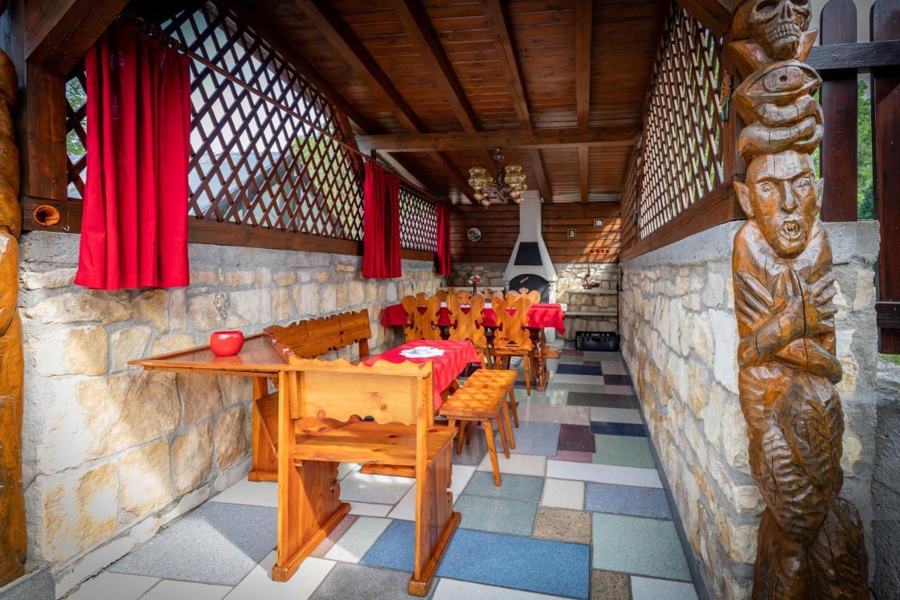 Pension Eric Ostrov (Karlovy Vary) Exterior foto